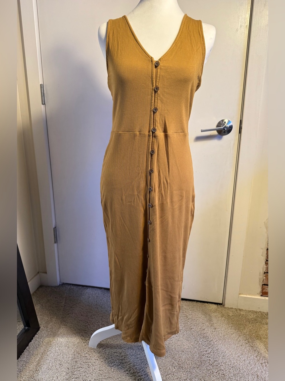 Sleeveless Button-Front Midi Dress